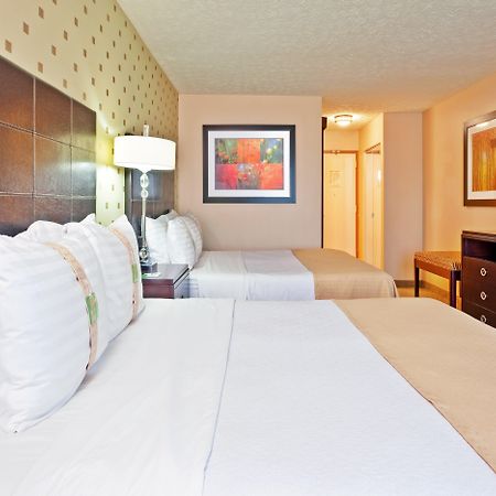 Holiday Inn Bloomington-University Area By Ihg Room photo